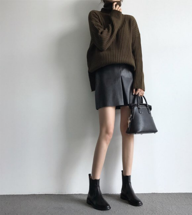 A line slit leather mini skirt 3color Casual desig