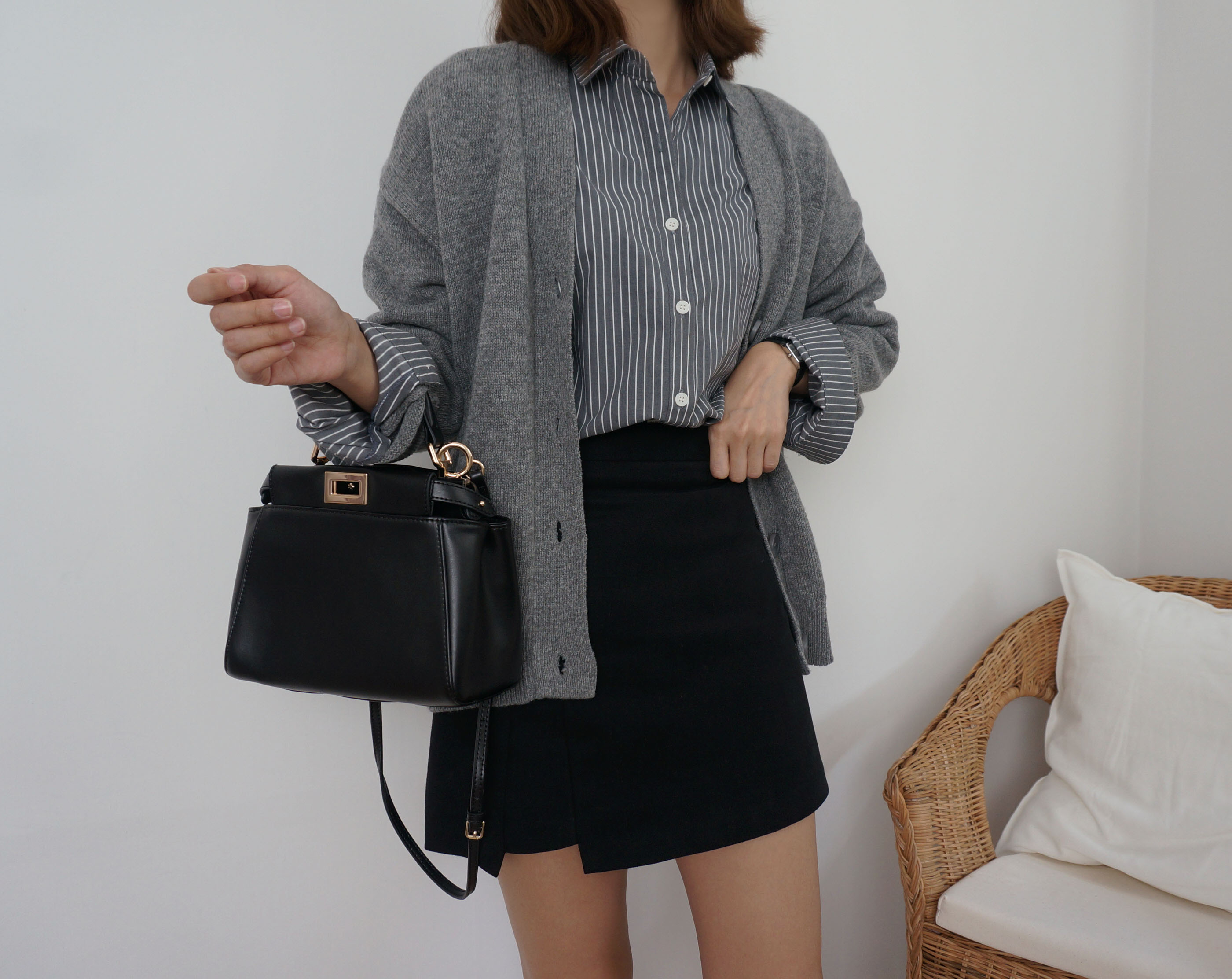 A line fall skirt Brown, black incision 44