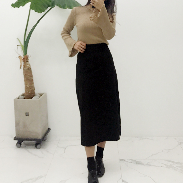 Bending suede long skirt Black velvet trim High wa