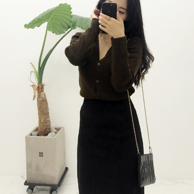 Bending suede long skirt Black velvet trim High wa