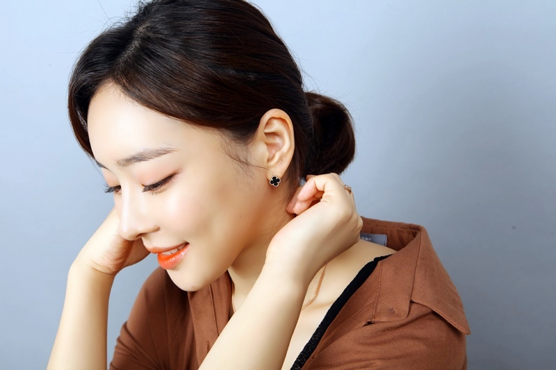 Clover 14K Earrings Onyx Mother-of-pearl 14k Luxur