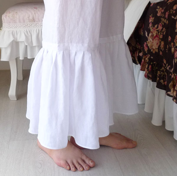 Seamless Shorts Linen Underpants - White Frills Pl