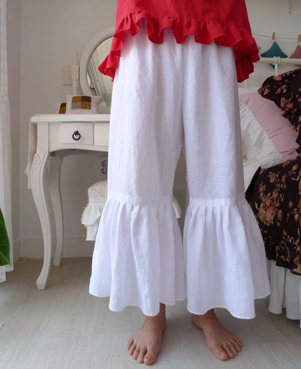 Seamless Shorts Linen Underpants - White Frills Pl