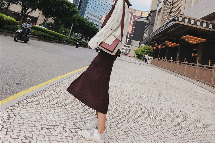 Knit long skirts Urban look Natural look Twenties 