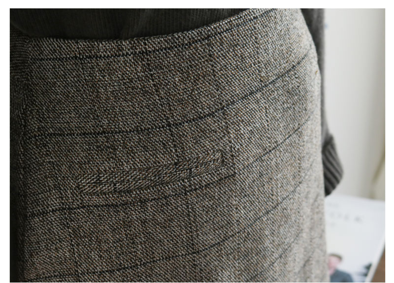 Baguette skirt black, beige wool blend Glancheck M