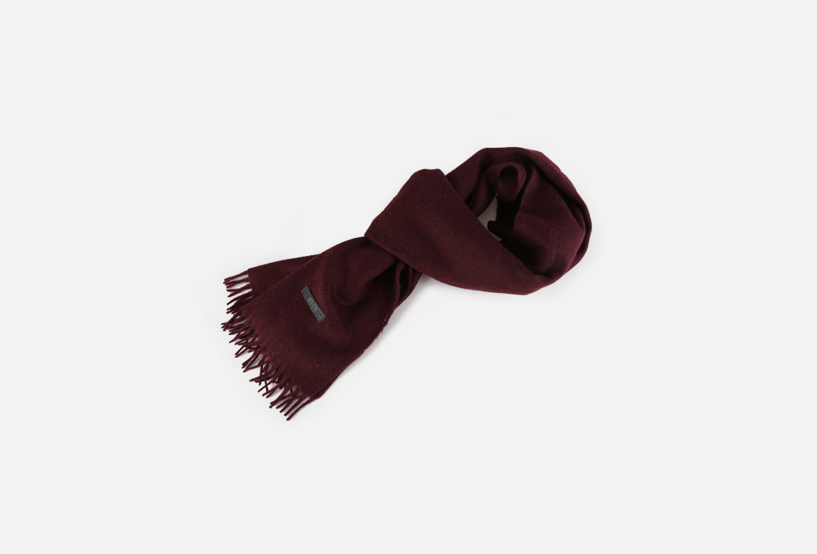 Cashmere muffler Seven coordinating gifts Fashion 