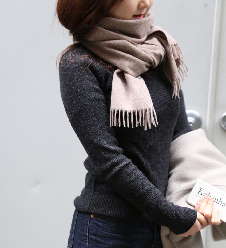 Cashmere muffler Seven coordinating gifts Fashion 
