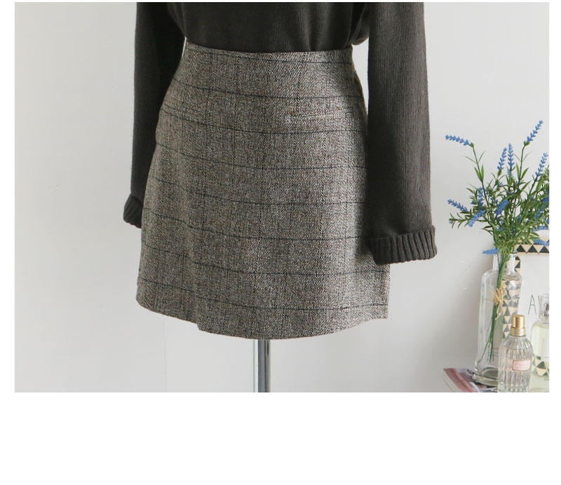 Baguette skirt black, beige wool blend Glancheck M