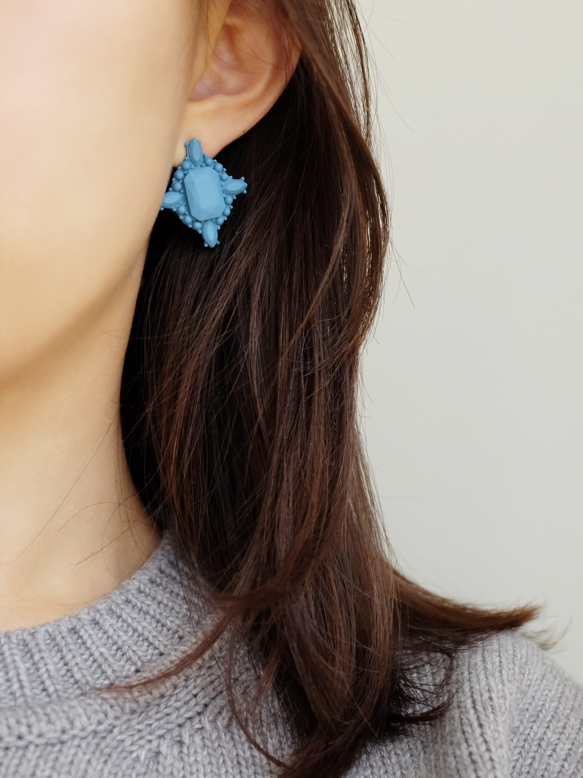 Color coated diamond rhinestone earrings blue poli