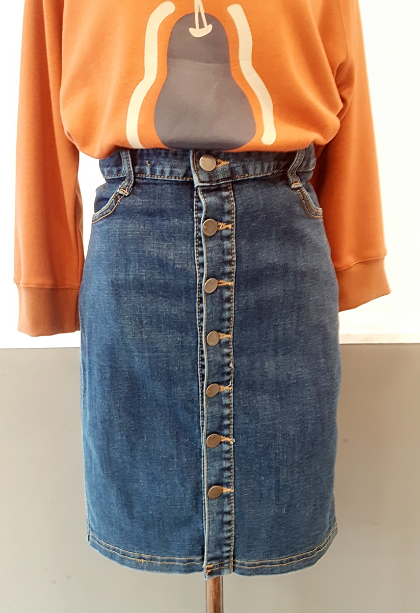 Denim Skirt Foxy wardrobe Mink button 5 pieces Chu