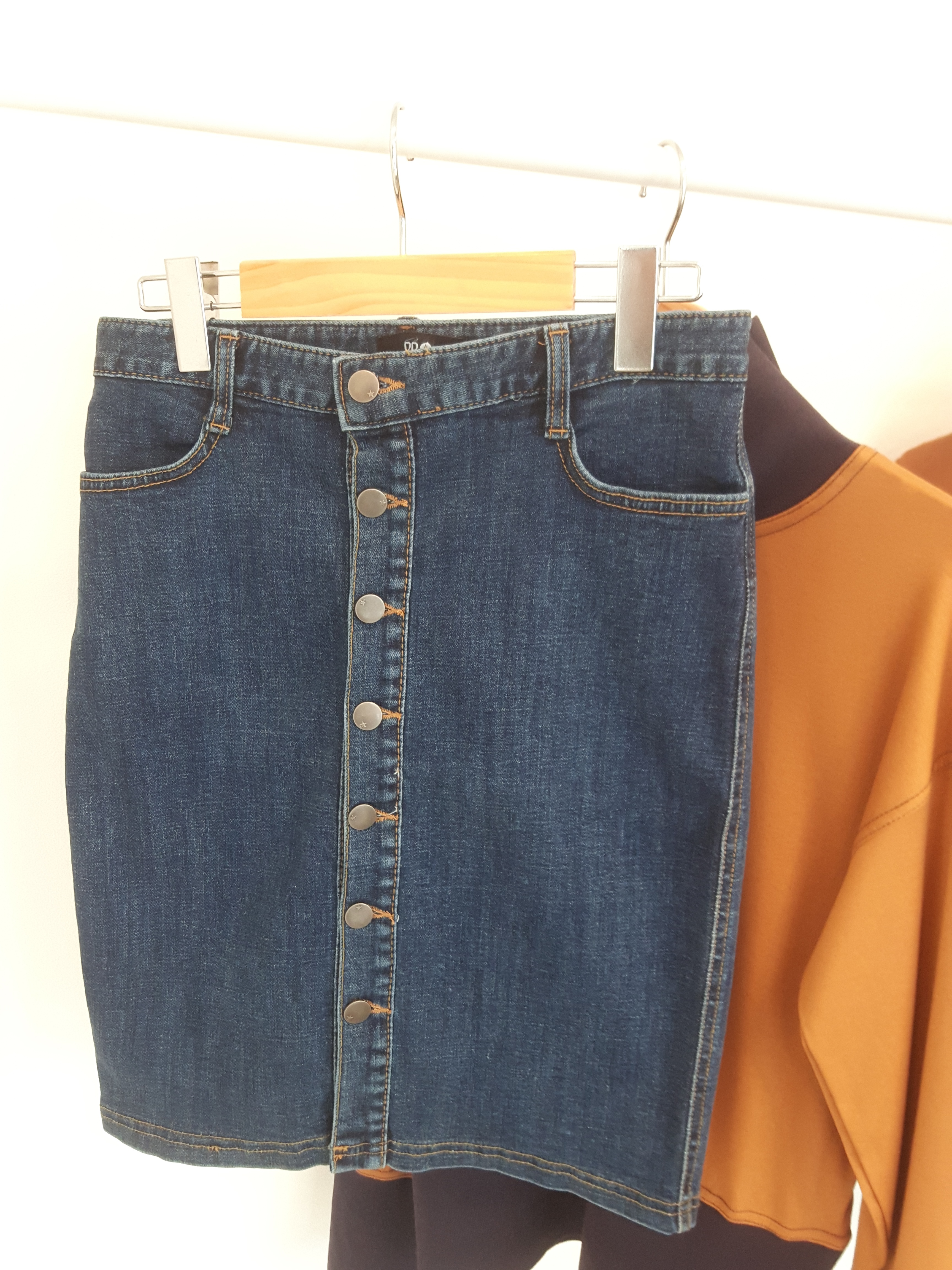 Denim Skirt Foxy wardrobe Mink button 5 pieces Chu