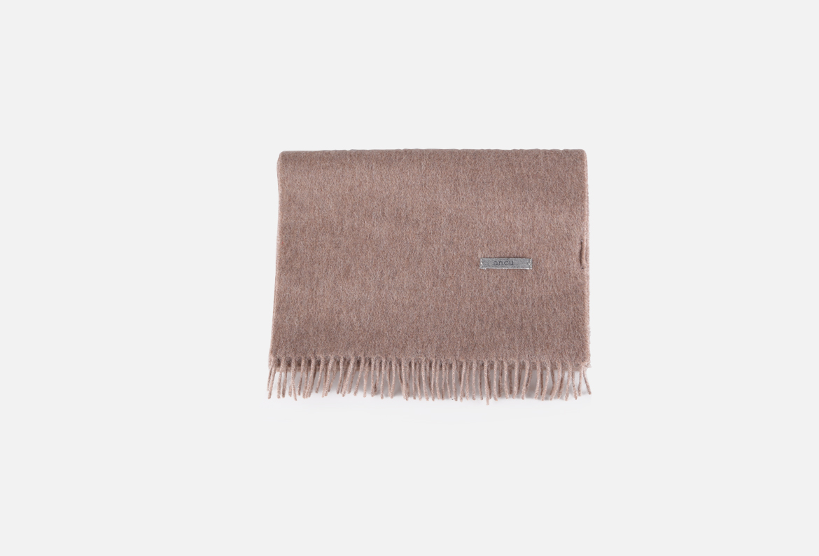 Cashmere muffler Seven coordinating gifts Fashion 