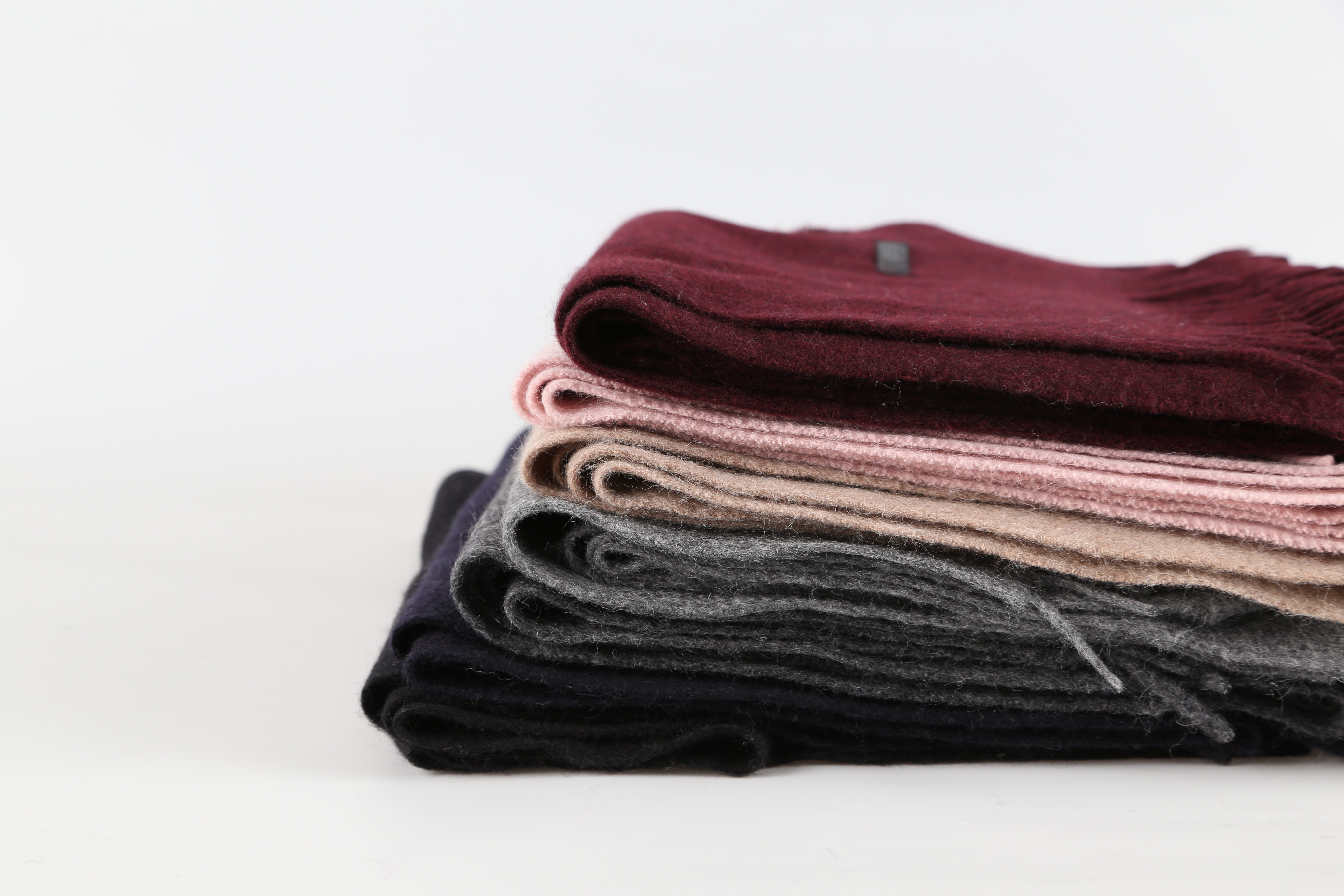 Cashmere muffler Seven coordinating gifts Fashion 