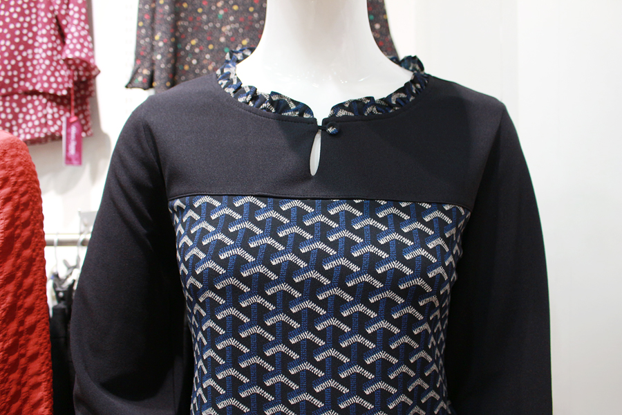 Round ruffle dress shirts 50s women middle age clo