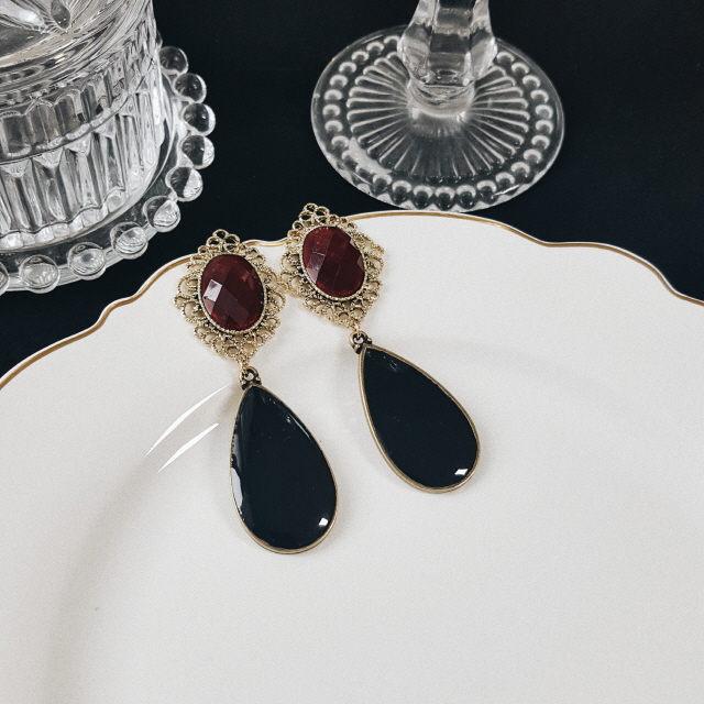 Wine Black Bold Earrings Antique Earrings Gorgeous