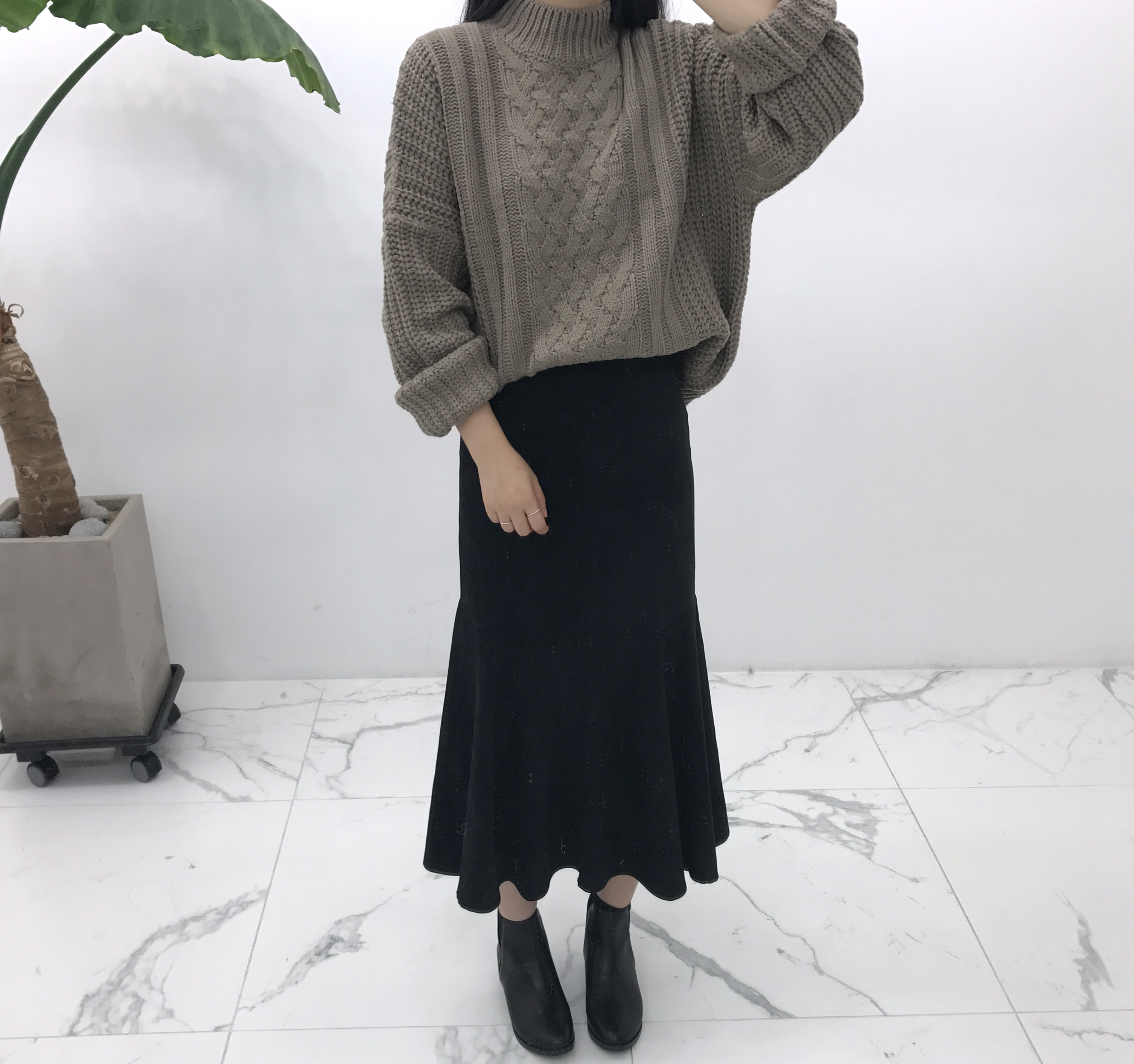 Frilly suede mommy skirt autumn winter long coordi