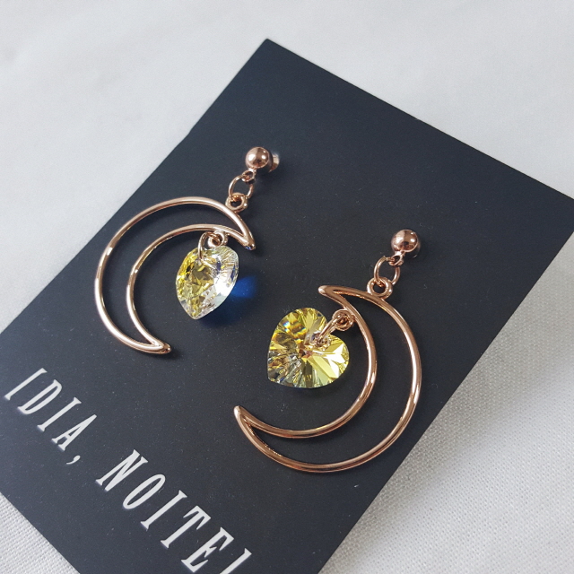 Moon Crystal Drop Earring Swarovski Earrings Luxur