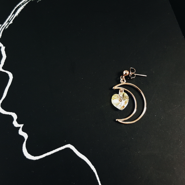 Moon Crystal Drop Earring Swarovski Earrings Luxur