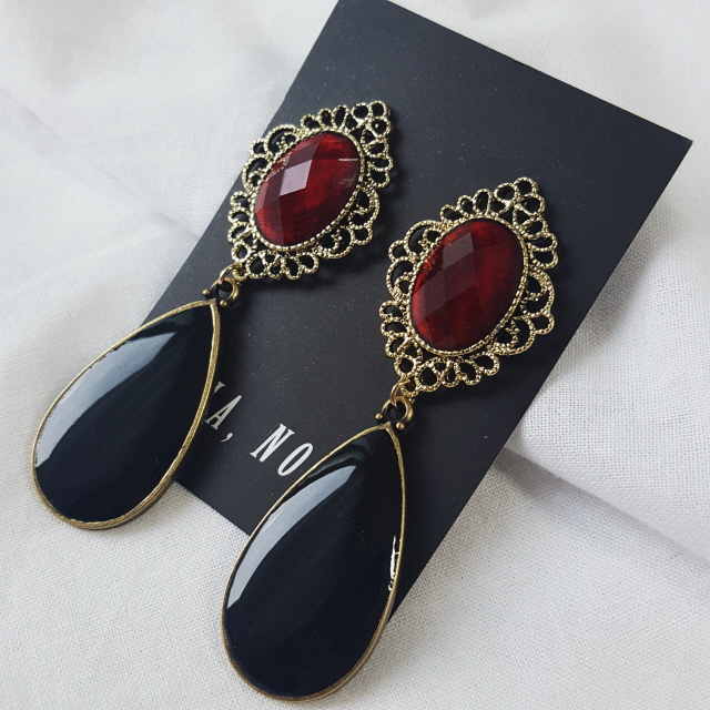 Wine Black Bold Earrings Antique Earrings Gorgeous