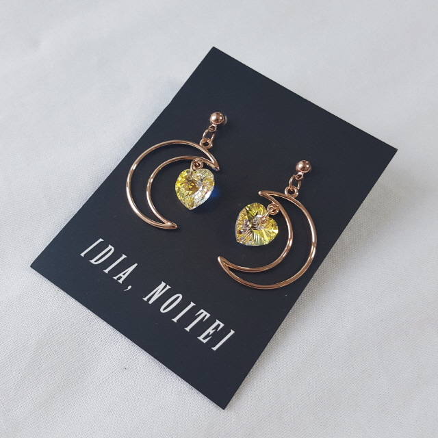 Moon Crystal Drop Earring Swarovski Earrings Luxur