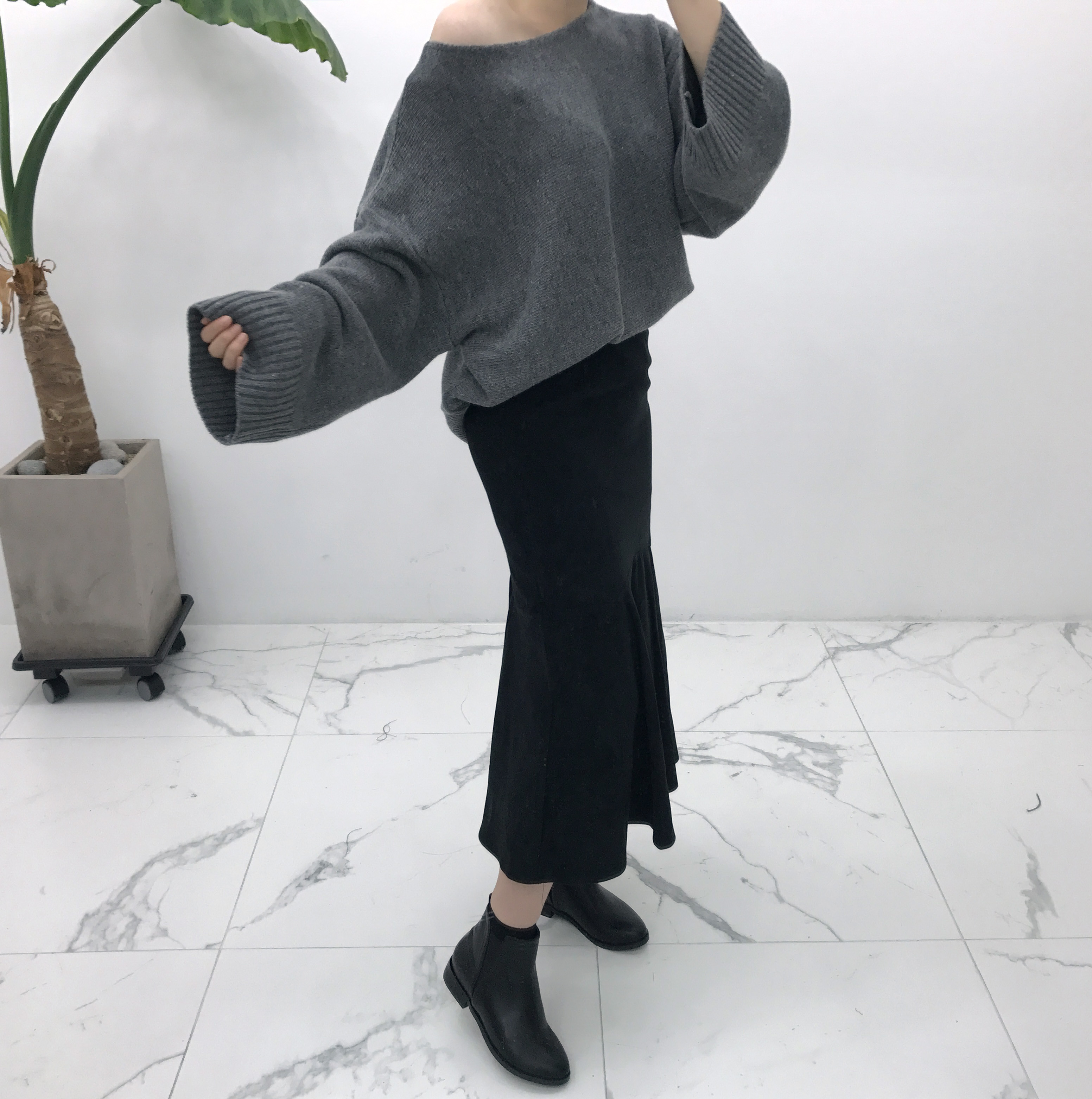 Frilly suede mommy skirt autumn winter long coordi