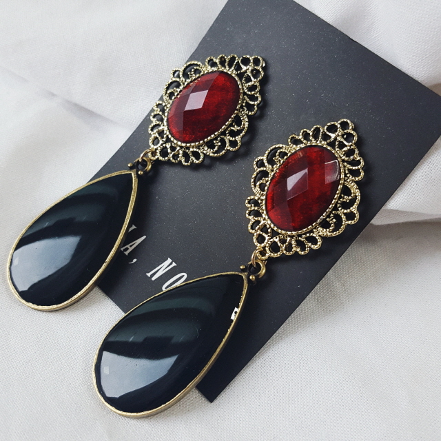 Wine Black Bold Earrings Antique Earrings Gorgeous