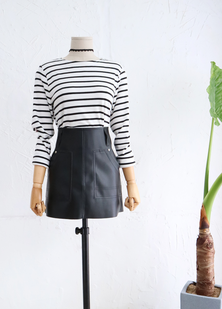 A line Brushed mini leather skirt Daily look Women