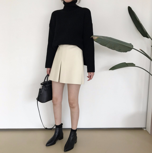 Prosom front wrinkled leather Mini skirt Beige M s