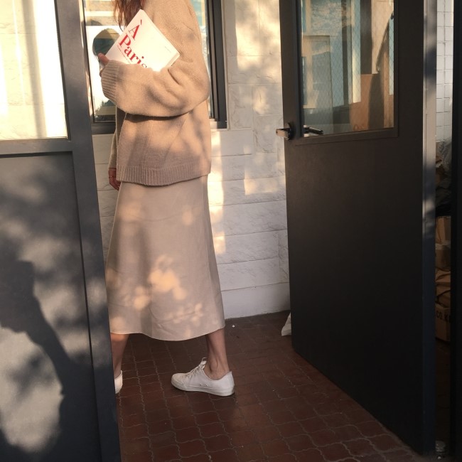 A line-cut knit woolen long skirt a-day skirt set 