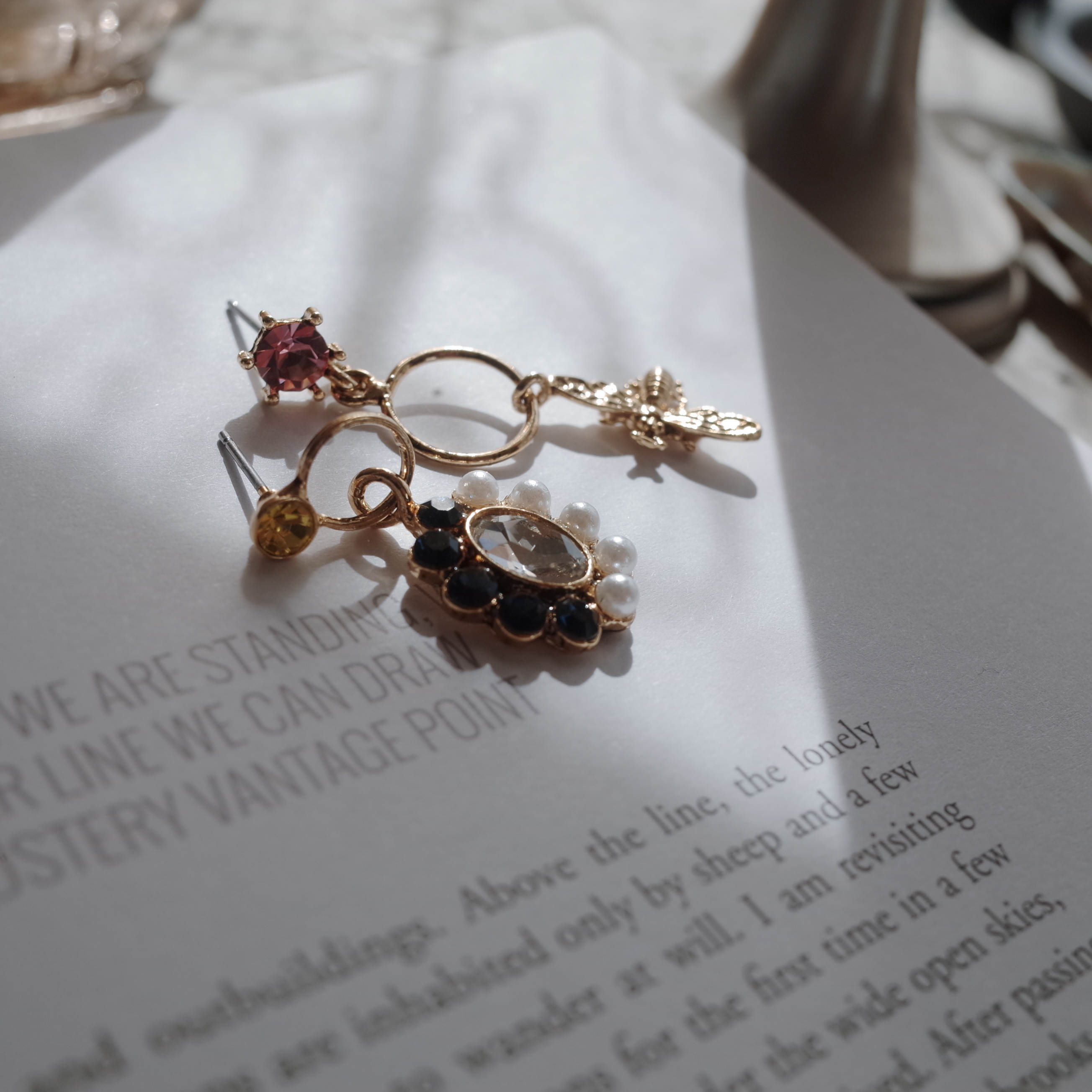 BEE bee flower petite drop earrings handmade styli