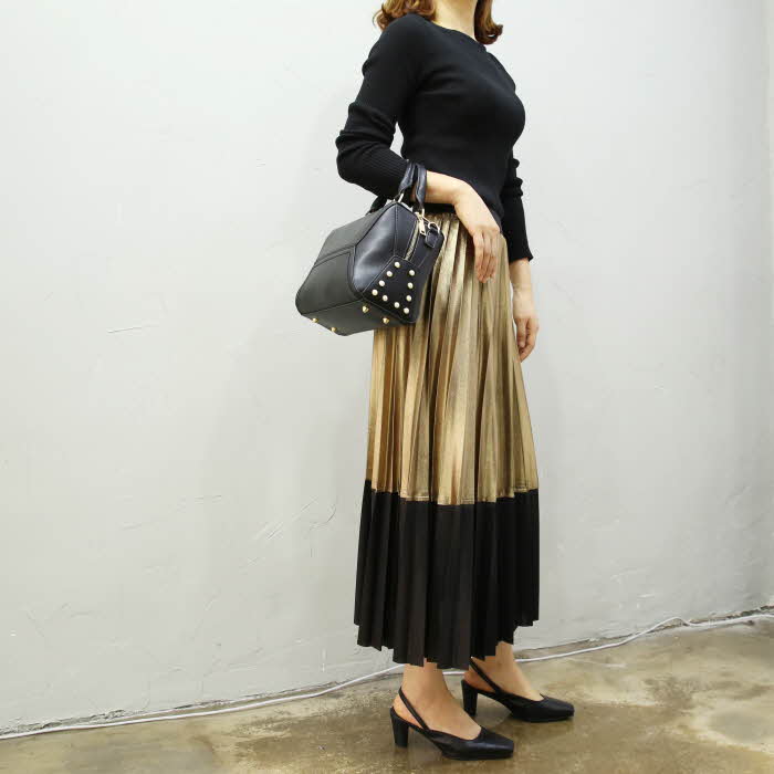44-77 Glossy long skirt Long-sleeved gathering Fas
