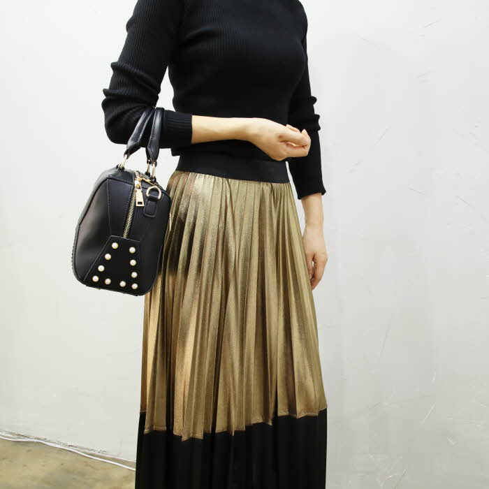 44-77 Glossy long skirt Long-sleeved gathering Fas