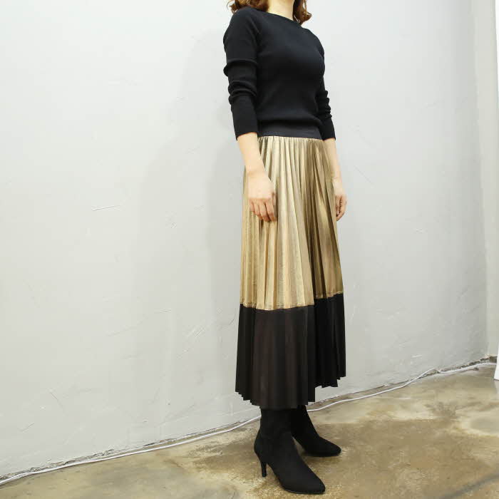 44-77 Glossy long skirt Long-sleeved gathering Fas