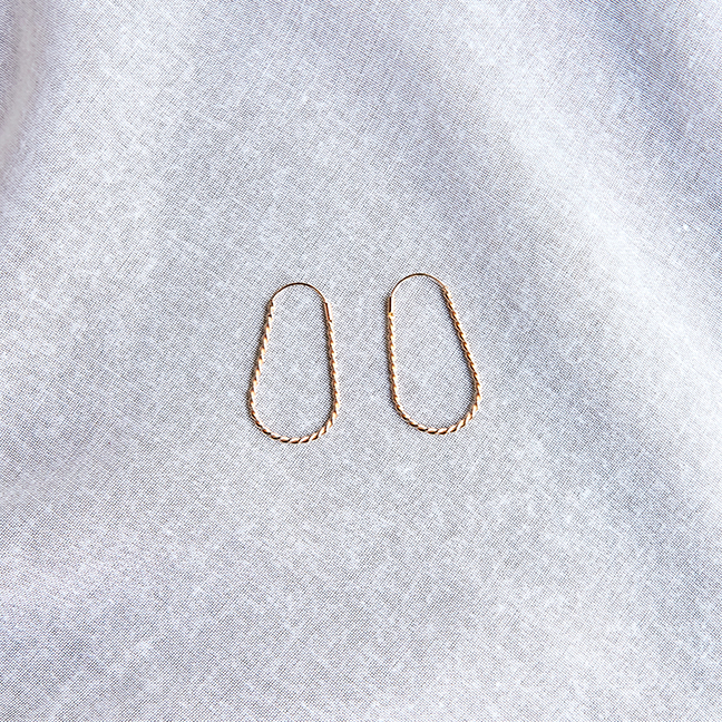 Donna earrings luxurious feeling fashionistas casu