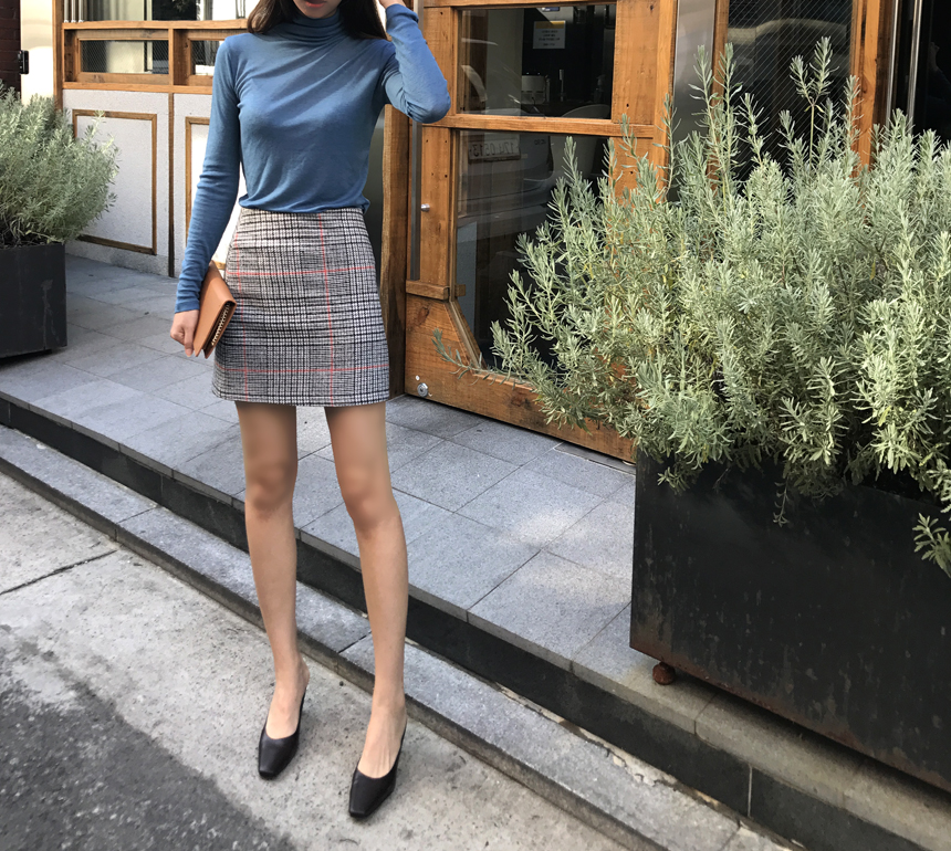 Glancatch A line mini skirt Winter Toddie Cody gir