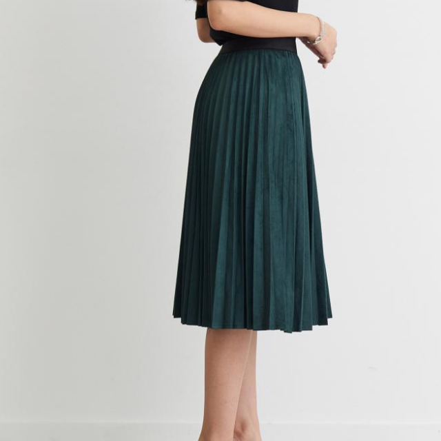 Suede pleated long skirt black green camel pleated
