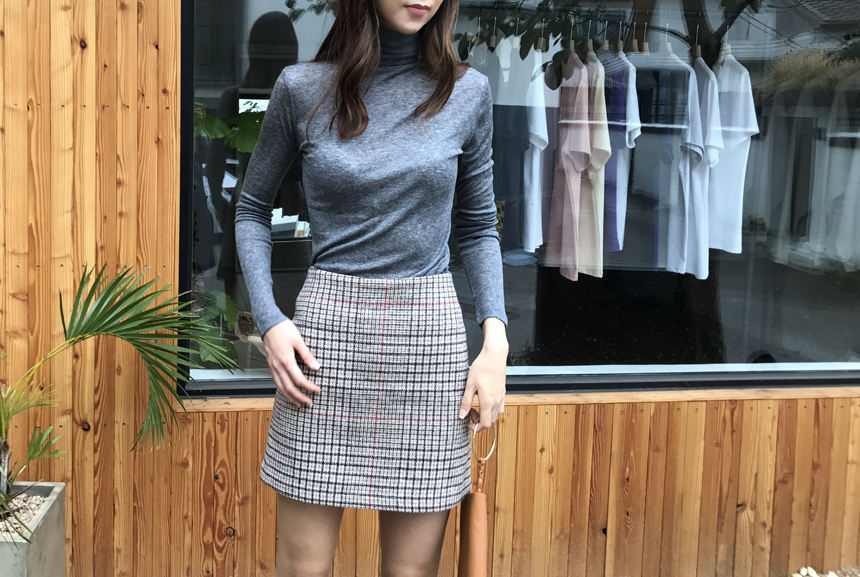 Glancatch A line mini skirt Winter Toddie Cody gir