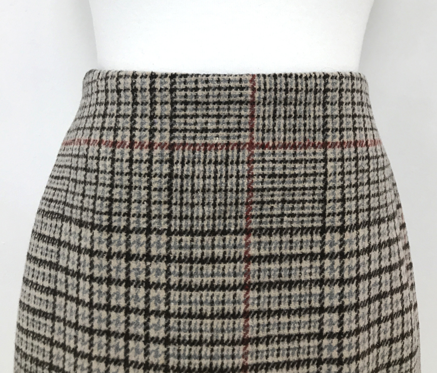 Glancatch A line mini skirt Winter Toddie Cody gir