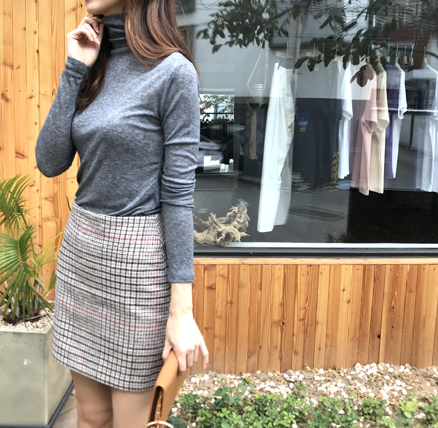 Glancatch A line mini skirt Winter Toddie Cody gir