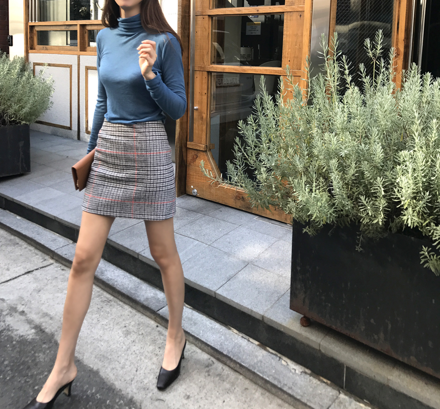 Glancatch A line mini skirt Winter Toddie Cody gir