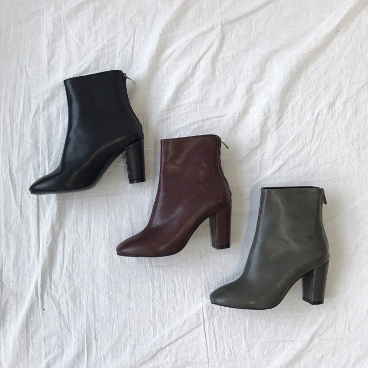 The Bible Nubian Basic Angle Boots A nice, clean, 