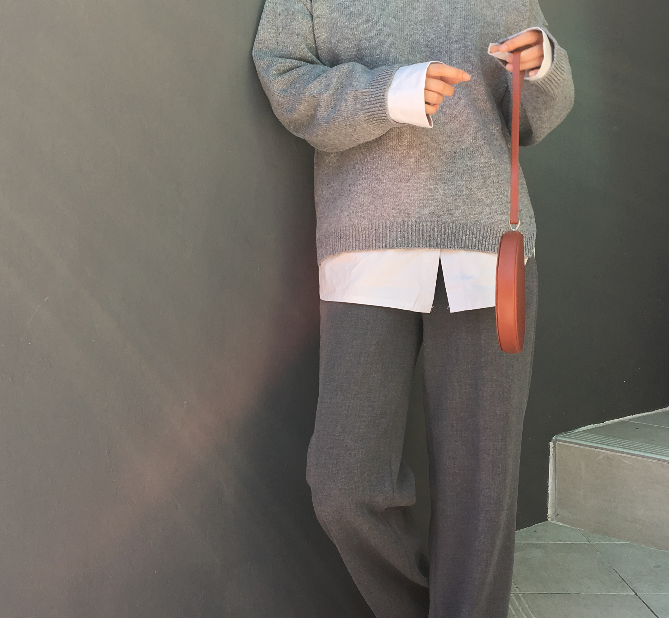 Round-top shirt Basic loose-fitting khaki gray O B