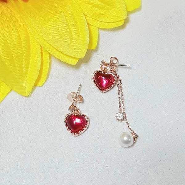 Heart pearl drop earrings Cute cute cute little ch