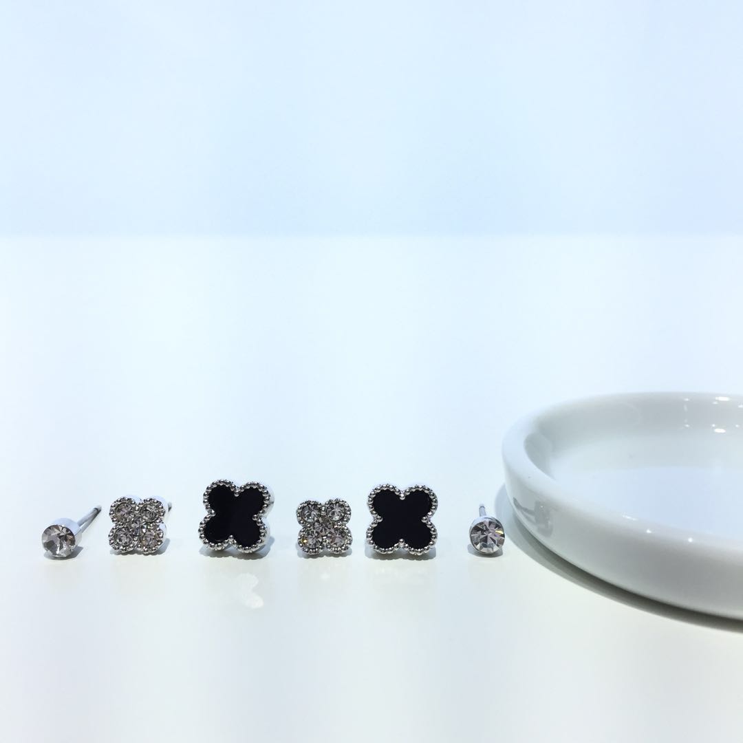 Four Leaf Clover Cubic Set Earring Fortune Cute It