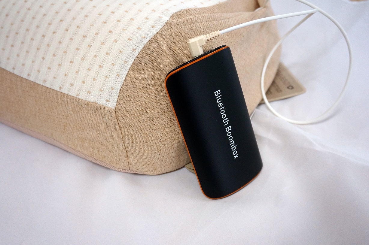 Sleeping pillow with functional cushion Tenutaipu 
