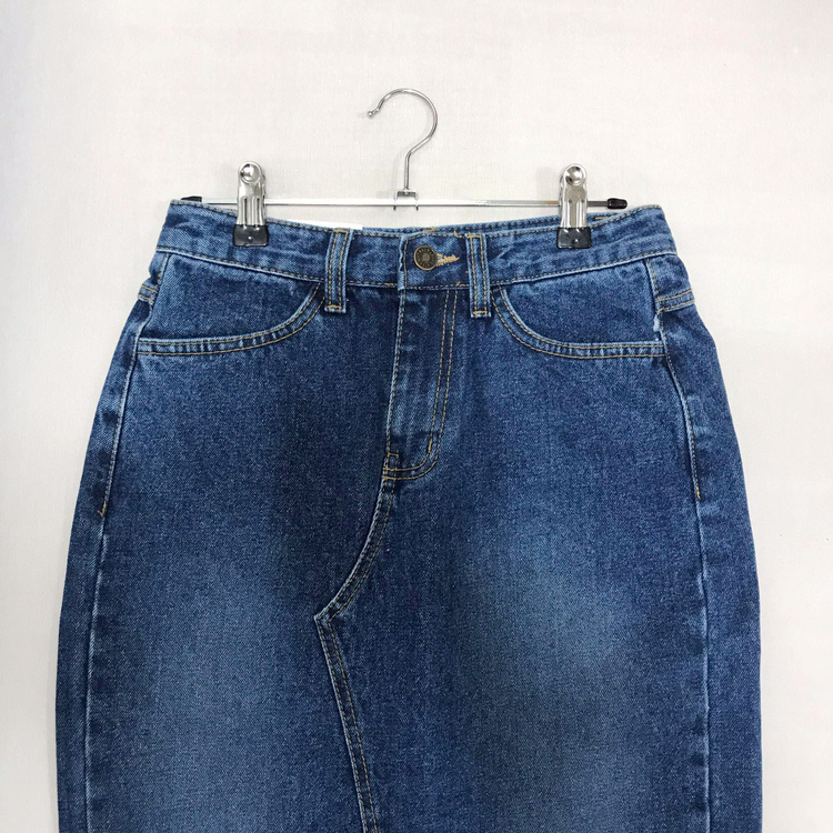 Denim skirt front denim long skirt sneakers h line