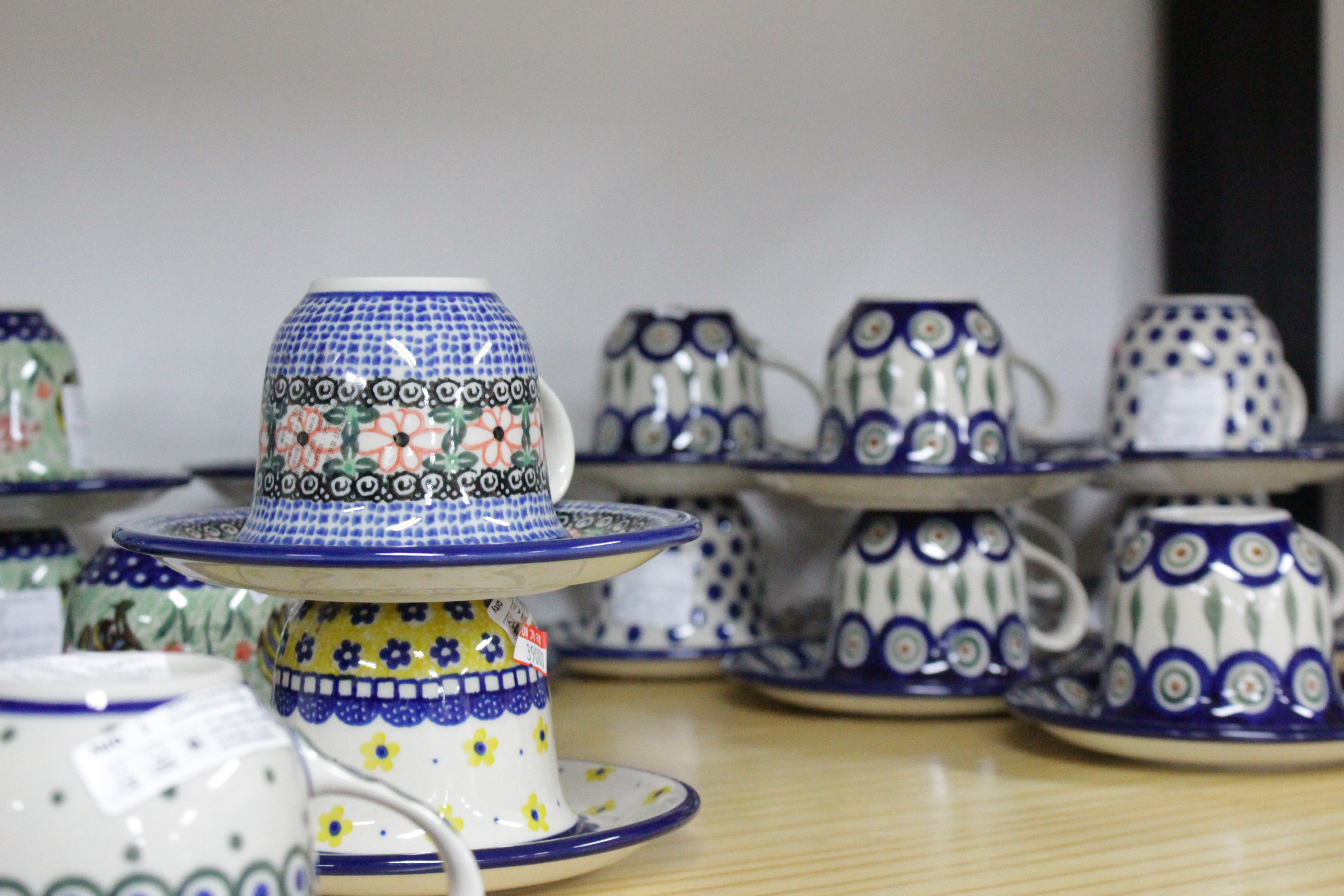 Planned products! Polish Bowl 2-in-1 Tea Set-Latte