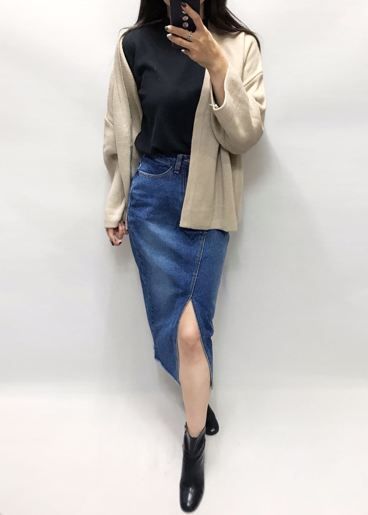 Denim skirt front denim long skirt sneakers h line