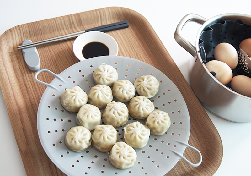 Soft silicone steamer design with a ribbon Ji Mala