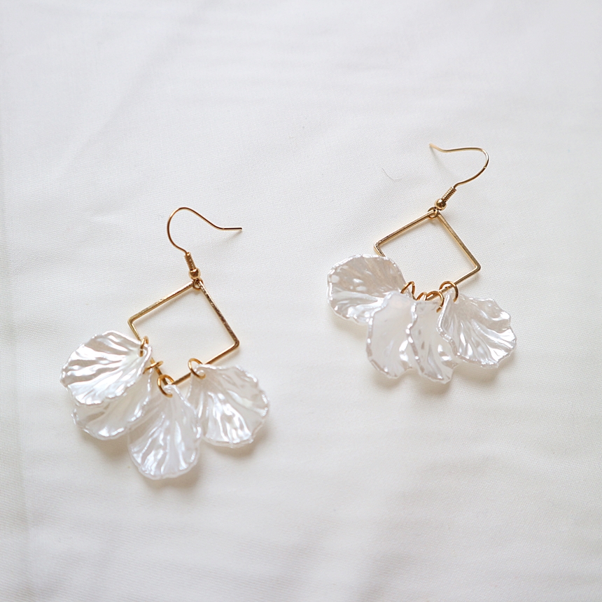 Seashell Petal Earrings Drop 20 Recommended Fall A